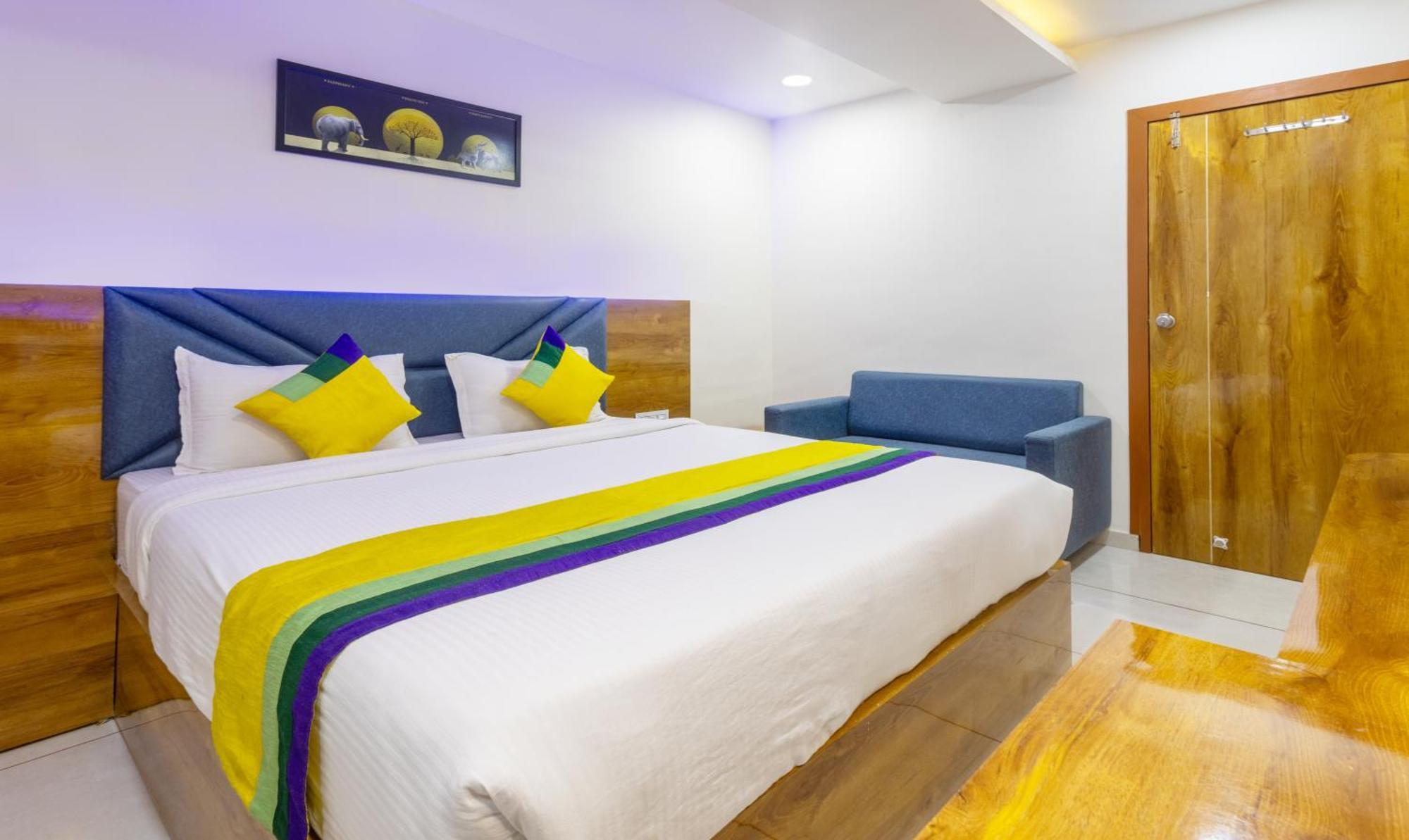 Itsy Hotels Signature, Nehru Nagar Ahmedabad Exterior foto